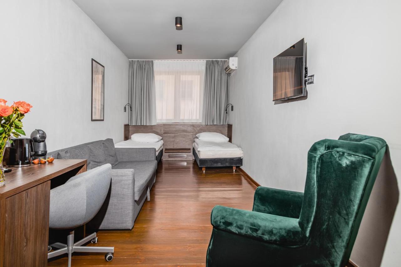 Aparthotel The Old Townhouse II Krosno Exterior foto