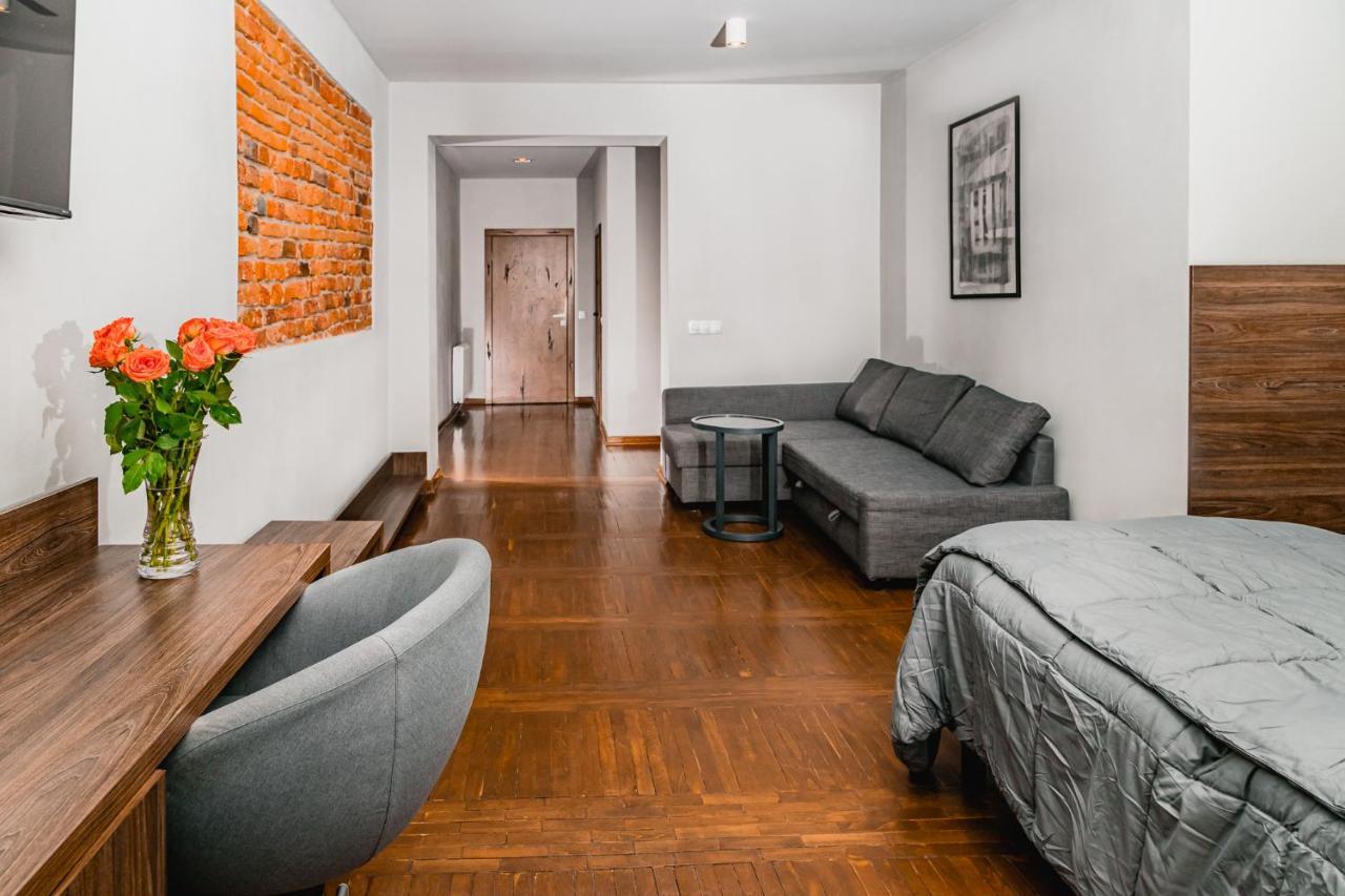 Aparthotel The Old Townhouse II Krosno Exterior foto