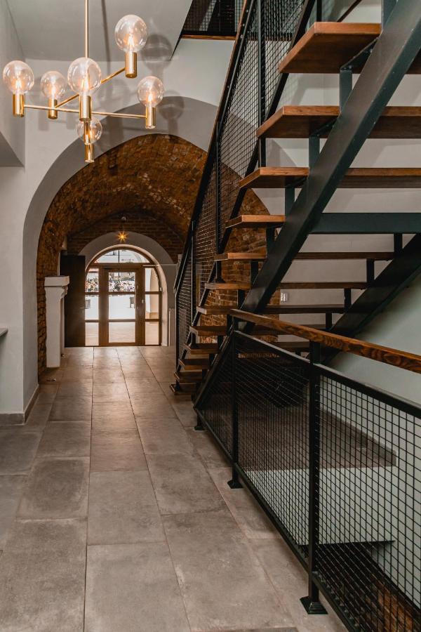 Aparthotel The Old Townhouse II Krosno Exterior foto