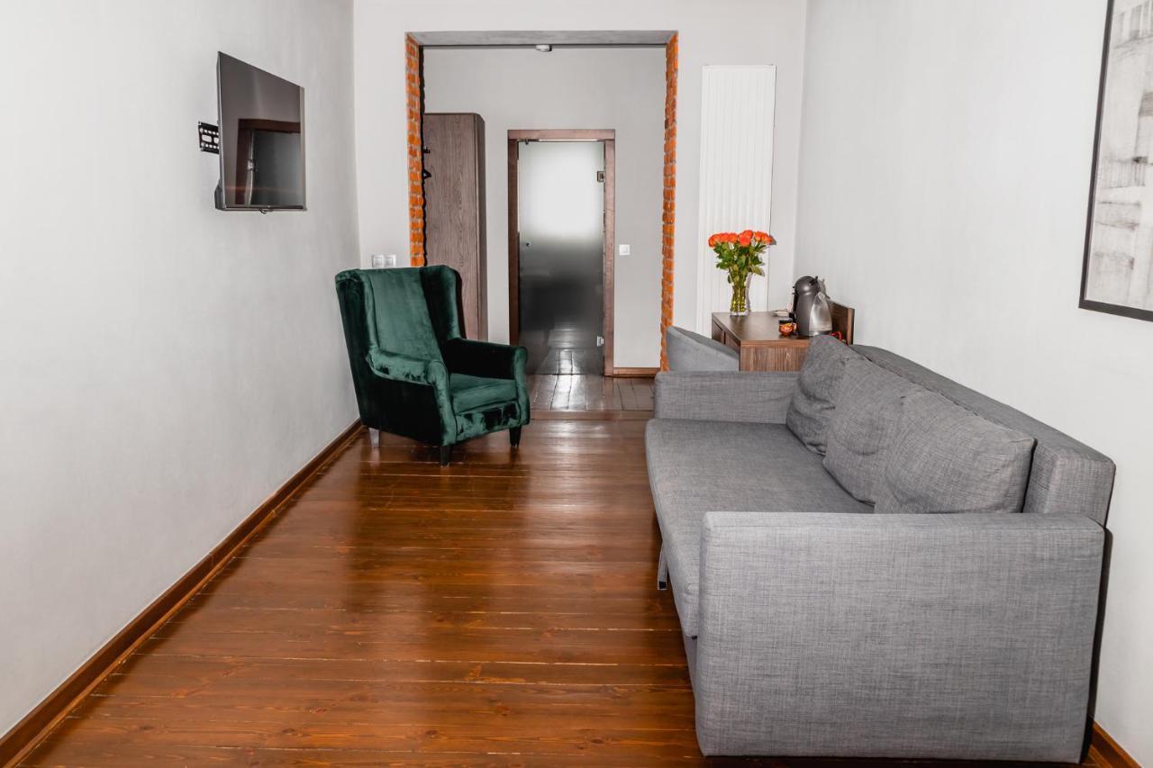 Aparthotel The Old Townhouse II Krosno Exterior foto